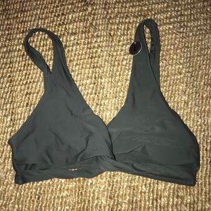 Forever 21 cross/ cut out bikini top
